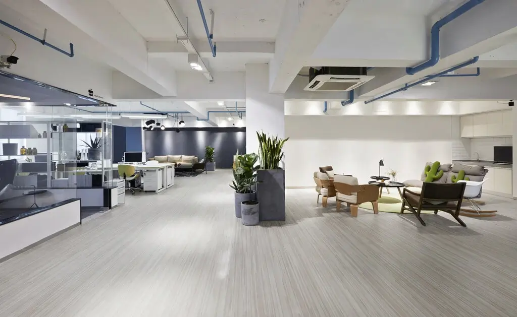 Bright and modern private office space